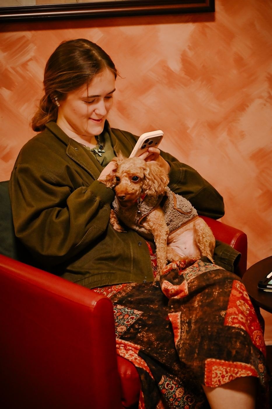 Guest with poodle – Socialhouse Dalat